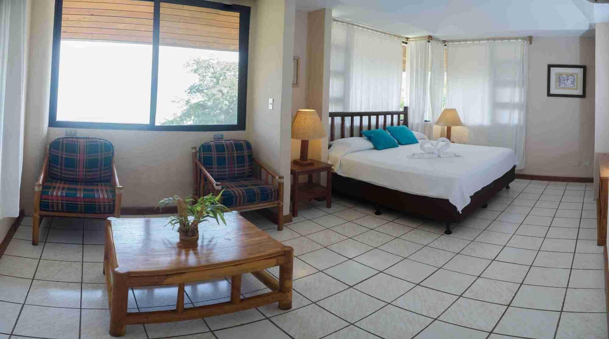 Banana Palms Hotel Rio Dulce Town Extérieur photo